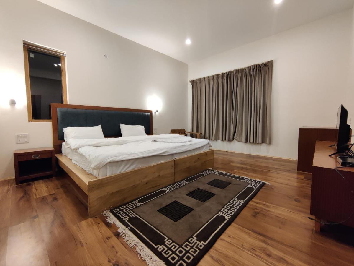 فندق Rock Castle Residency ليه المظهر الخارجي الصورة